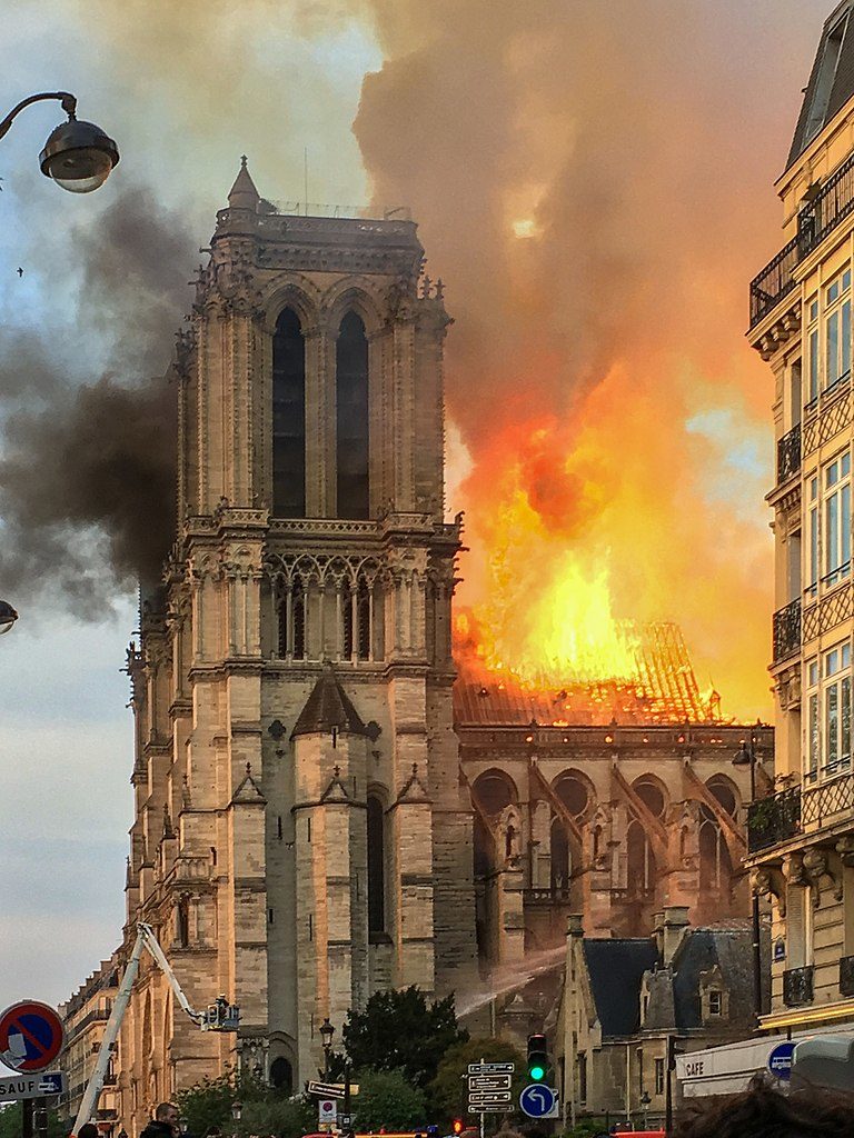 Brand Notre Dame Paris